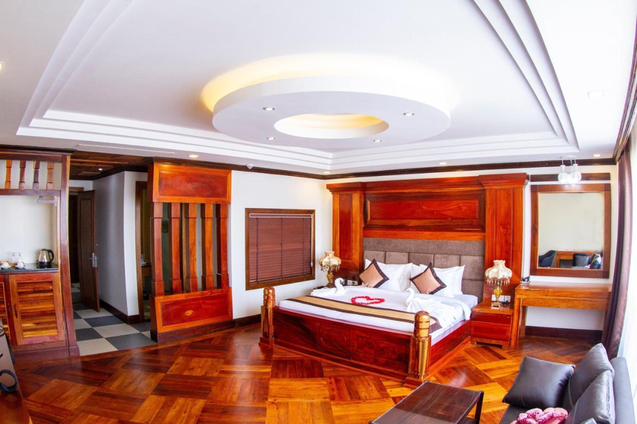 Kampong Thom Palace Hotel Eksteriør bilde