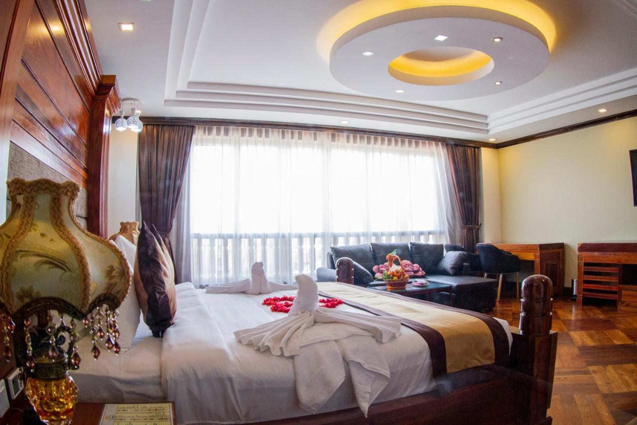 Kampong Thom Palace Hotel Eksteriør bilde