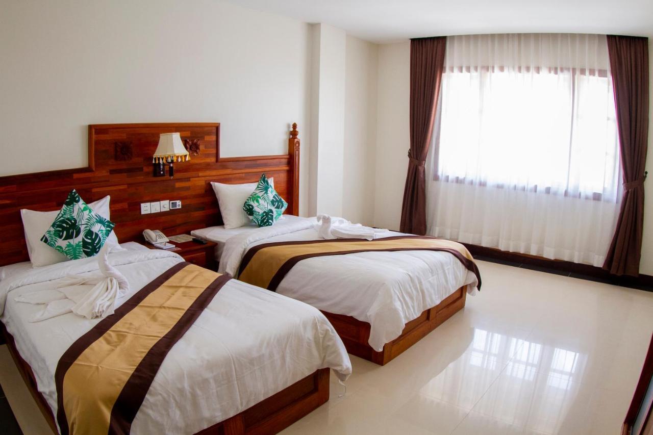 Kampong Thom Palace Hotel Eksteriør bilde
